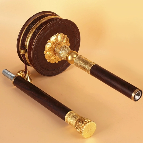 Kinh Luân cầm tay