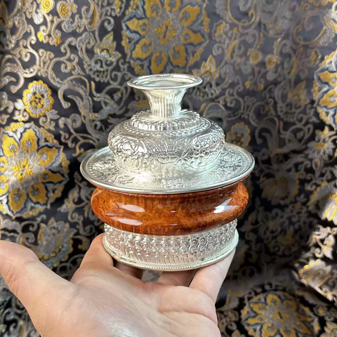 Bát gỗ bọc đồng Tây Tạng