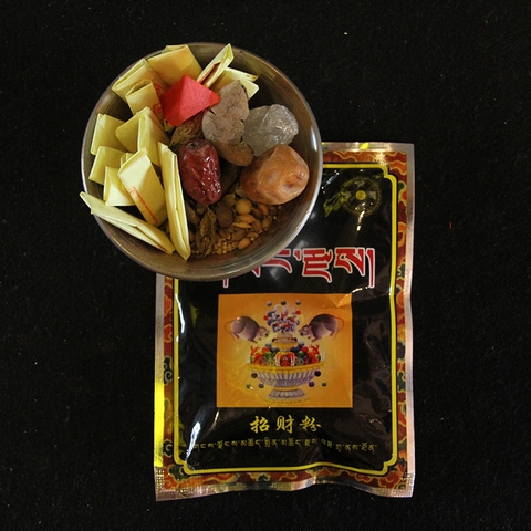 Thực phẩm cúng thần tài