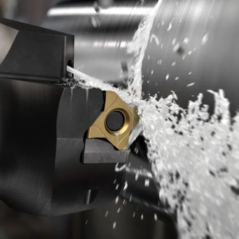 Sử dụng nước làm mát trong gia công tiện