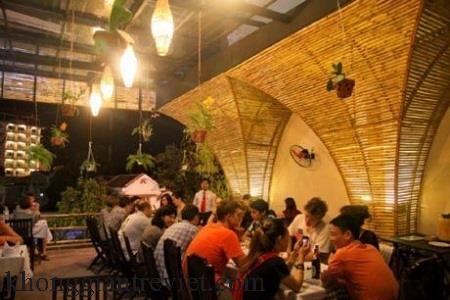 Mẫu ốp tre trúc các nhà hàng quán bar 03