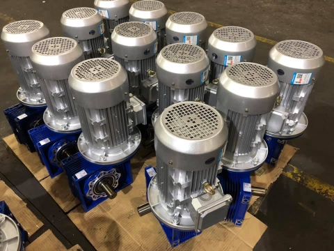 Hộp giảm tốc NMRV