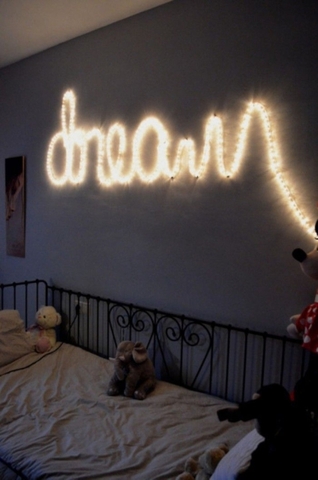 Hướng dẫn bạn trang trí phòng ngủ bằng đèn Led