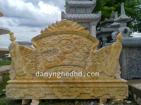 Cuốn thư đá vàng