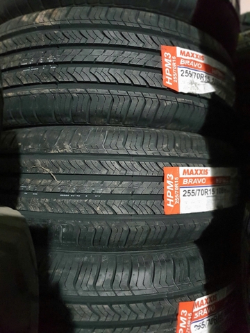 MAXXIS 255/70R15