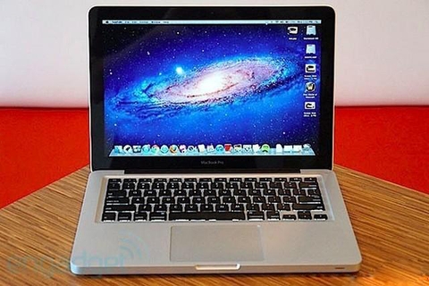MacBook Pro MB990 13