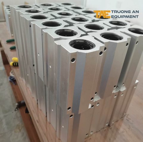 Con Trượt Tròn SCSLUU Dạng Khối Dài – Ø8 đến Ø60