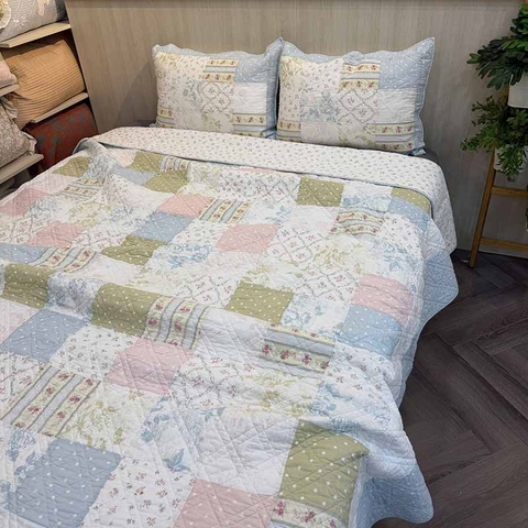 Chăn bộ - Ô vuông ghép nhiều màu- viền xanh dương sáng - CNB301441