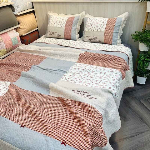 Chăn bộ 3 món 230x250cm - 4 nơ caro đỏ - CNB30517