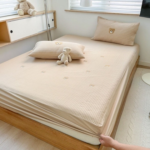 Drap bọc 140x200cm gồm 2 vỏ gối - Gấu sọc cafe sữa - DRP01624a