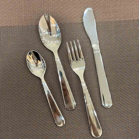 Set dao, nĩa muỗng 4 món cho bé Royal va Kempen & Begger - MBY001