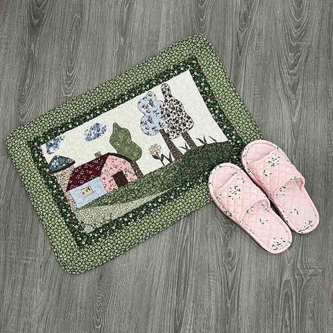 Thảm chùi chân - Ngôi nhà hồng-Viền hoa xanh lá - TCC04512
