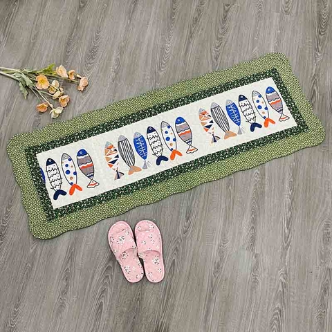 Thảm dài - Cá 6 con viền hoa xanh lá - New - TDA11514