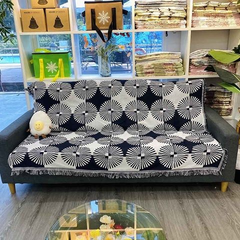 Thảm sofa đồng tiền 130x180 - TTC05602