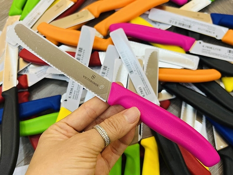 Dao răng cưa Victorinox Thụy Sỹ - hồng - DNB02906