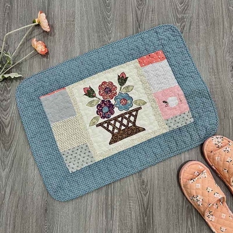 Thảm chùi chân - Giỏ hoa sọc tím viền xanh dương  - TCC38102