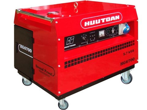 Máy phát điện Hữu Toàn HG6700 (cách âm)