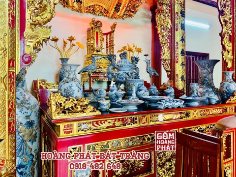 Cách đặt hàng bộ đồ thờ men rạn đắp nổi cao cấp tại Gốm sứ Hoàng Phát Bát Tràng