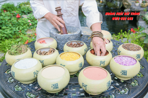 Hướng dẫn sử dụng đất ngũ sắc phong thuỷ cho hạ huyệt, cải táng, đổ mộ