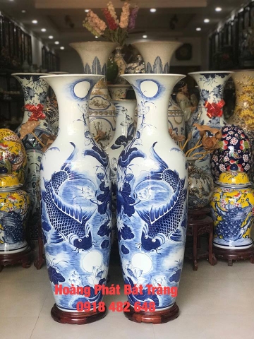 Lộc bình sứ Bát Tràng vẽ cá chép trông trăng hàng kỹ 1m2 