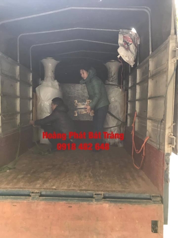 Lộc bình sứ đắp nổi công đào men rạn 1m6 bọc đồng - hàng cao cấp