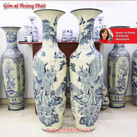 Lục bình gốm sứ Bát Tràng cho người mệnh Thổ