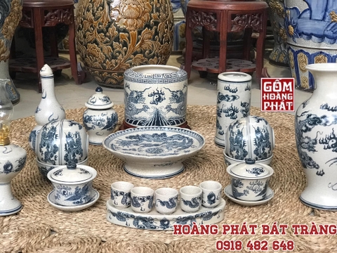 Bộ đồ thờ men rạn vẽ kỹ Bát Tràng cho ban thờ gia tiên