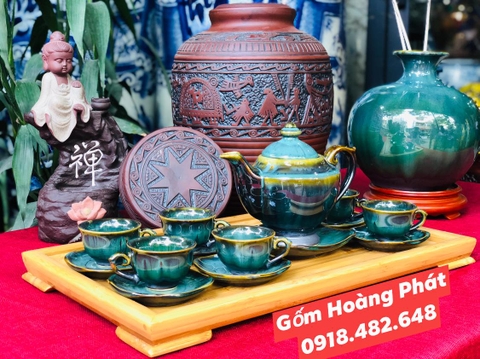 Ấm chén món quà tặng gốm sứ Bát Tràng