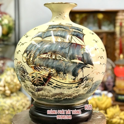 Bình hút tài lộc Thuận Buồm xuôi gió men hoàng thổ vẽ vàng H35