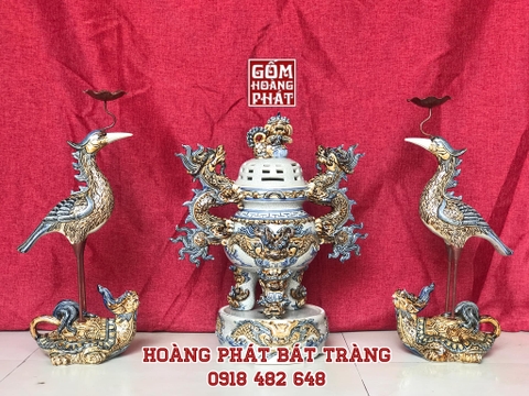 Mua bộ đồ thờ gốm sứ trên ban thờ gia tiên