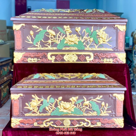 Quách tiểu sành hoa sen lá xanh chân quỳ dát vàng mái Vòm cỡ Đại QTSA95
