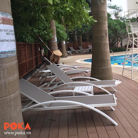 Ghế hồ bơi hình bán nguyệt GL14