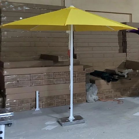 Ô dù chính tâm sắt 3m màu vàng