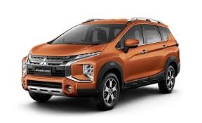 Đánh Giá Xe Ô Tô . Mitsubishi Xpander Cross 2021 – Đối trọng của Suzuki XL7