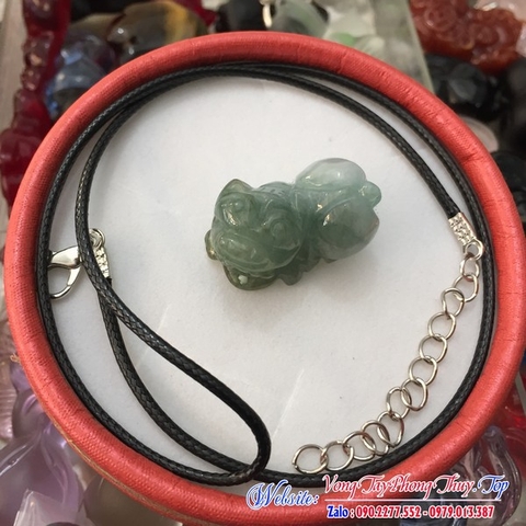 Mặt dây chuyền tỳ hưu ngọc jade