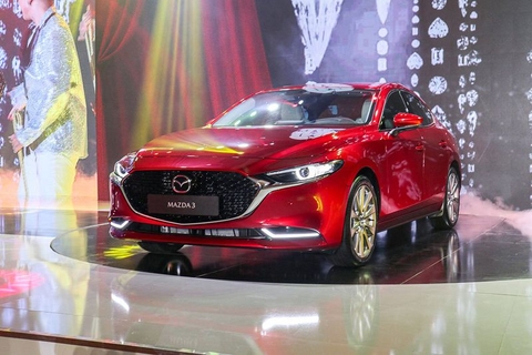 So sánh xe ô tô Mazda3 2020 và xe ô tô Hyundai Elantra 2020 .