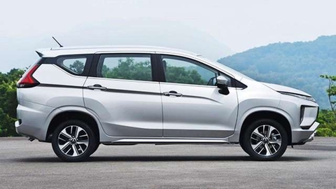 So sánh xe ô tô So sánh Kia Rondo 2018 và xe ô tô  Mitsubishi Xpander 2018