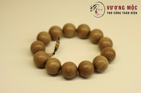 vòng tay gỗ đàn hương 20mm
