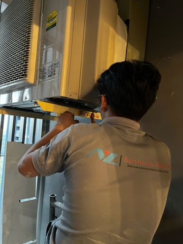 Điện máy Nguyễn Linh lắp đặt bộ Multi Panasonic Cho Khách Hàng Chung Cư Celesta Nhà Bè