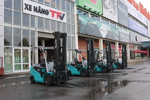 Xe nâng điện Lithium như Kion có làm việc 3 ca liên tục được không?