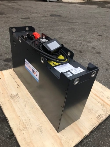 Pin lithium trong kho vận 24/7: Giải pháp cho xe nâng hoạt động liên tục