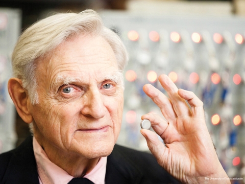 John B. Goodenough (1922–2023) – Người phát minh cathode LiCoO₂