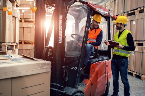 Kiểm tra xe nâng khi thuê: Tiêu chí và quy trình cần biết