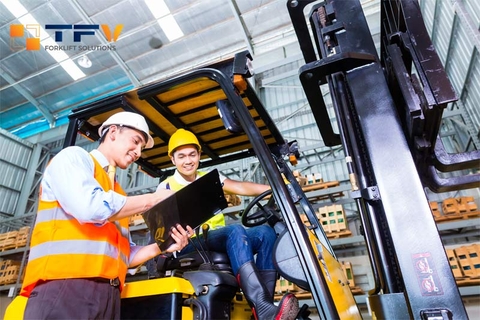 Thuê xe nâng hoạt động liên tục vận hành không gián đoạn
