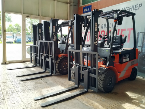 Điểm danh những dòng xe nâng hiện đang bán chạy nhất tại TFV