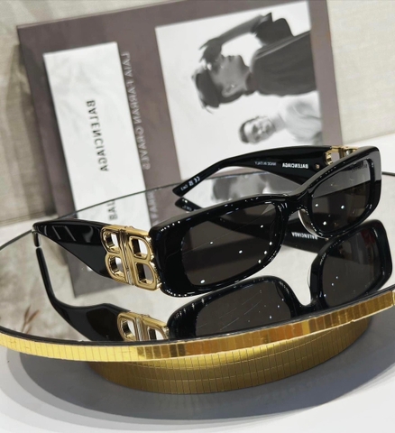 Kính Balenciaga