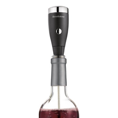 Dụng cụ sục rượu vang Brookstone Aero Full Bottle Wine Aerator