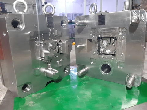 Khuôn đúc áp lực cho sản phẩm công nghiệp,