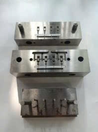 KHUÔN ĐÚC ÁP LỰC