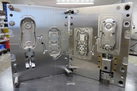 KHUÔN ĐÚC ÁP LỰC